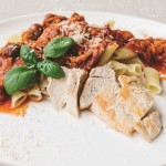 KIP CACCIATORE MET PENNE
